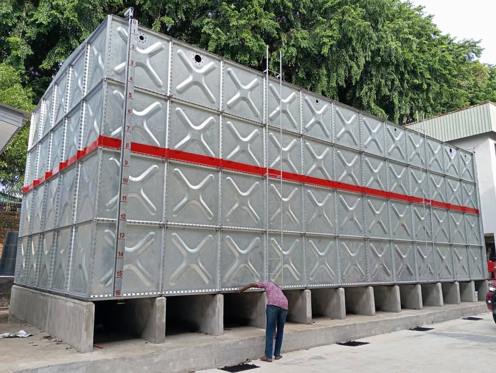 HDG sectional panel water tank